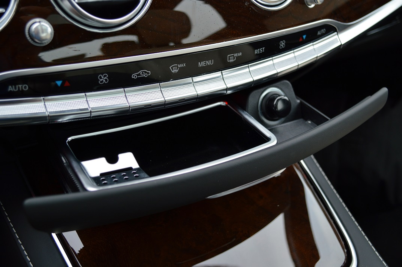 Illustration for article titled The Coolest Details of the 2014 Mercedes-Benz S63 AMG